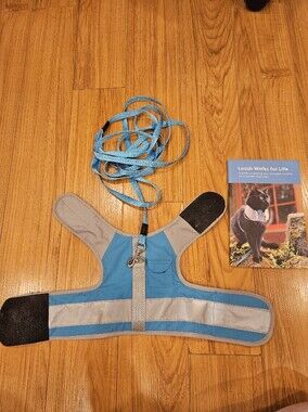 Reflective Cat Harness and Leash Set By Cat School Size S/M